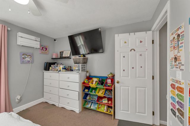 479 Lake Avenue, Manchester, NH 03103