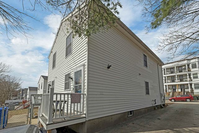 479 Lake Avenue, Manchester, NH 03103