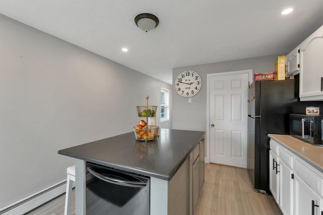 479 Lake Avenue, Manchester, NH 03103