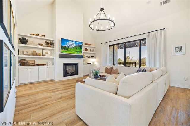 2015 Queensbury Way, Fort Smith, AR 72908