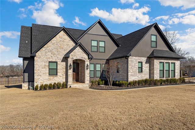 2015 Queensbury Way, Fort Smith, AR 72908