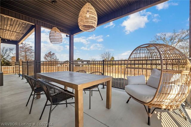 2015 Queensbury Way, Fort Smith, AR 72908