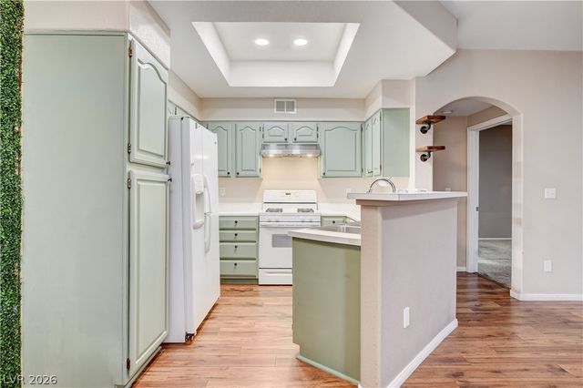 3320 South Fort Apache Road 130, Las Vegas, NV 89117