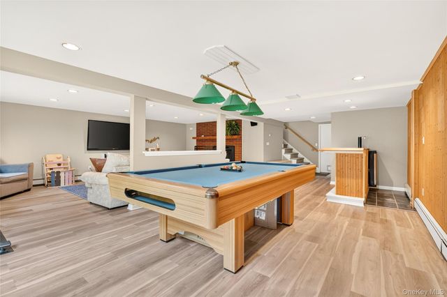 24 Overlook Drive, Pawling, NY 12564