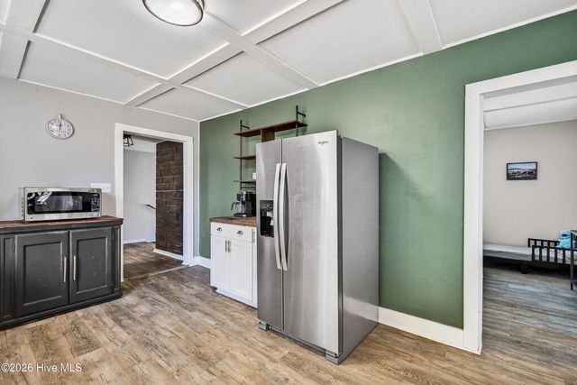 1527 Riggs Road, Maysville, NC 28555