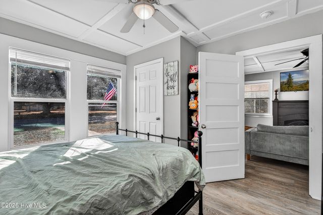 1527 Riggs Road, Maysville, NC 28555