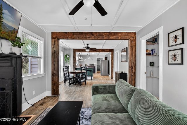 1527 Riggs Road, Maysville, NC 28555