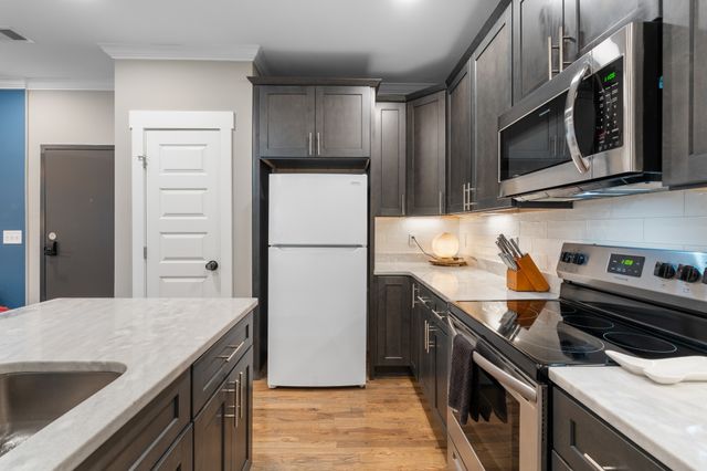 957 44th Ave, N, Nashville, TN 37209