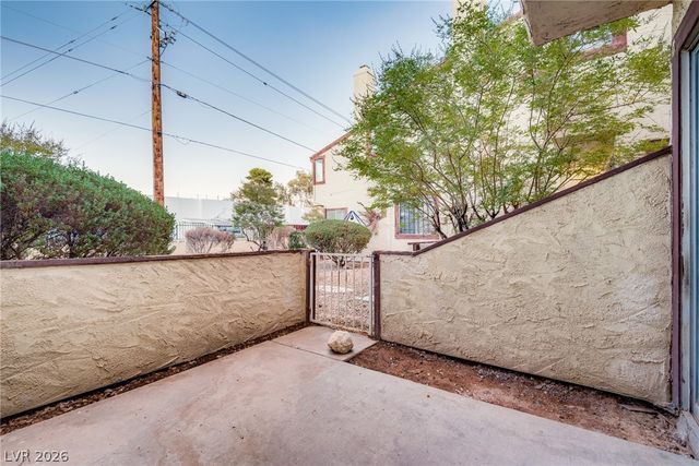 5011 Spencer Street B, Las Vegas, NV 89119