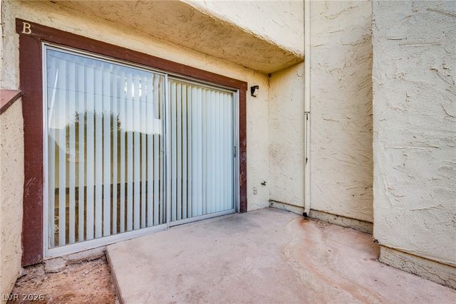 5011 Spencer Street B, Las Vegas, NV 89119