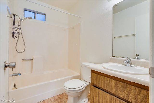 5011 Spencer Street B, Las Vegas, NV 89119
