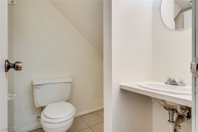 5011 Spencer Street B, Las Vegas, NV 89119