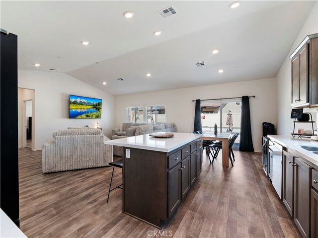2153 El Nido, Perris, CA 92571