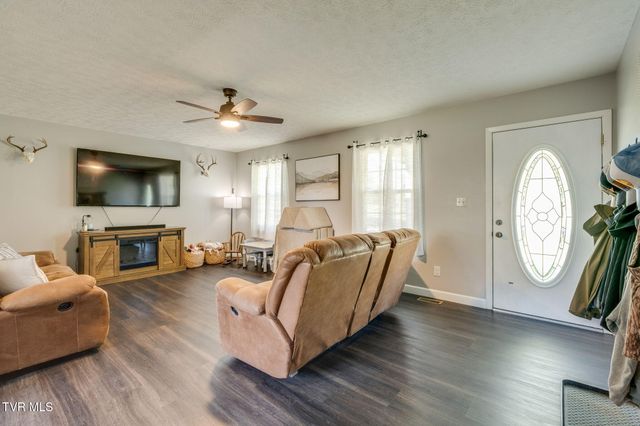 224 Arrington Road, Rogersville, TN 37857
