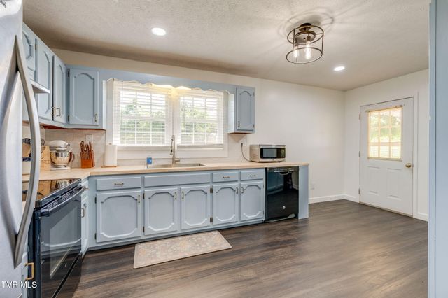 224 Arrington Road, Rogersville, TN 37857