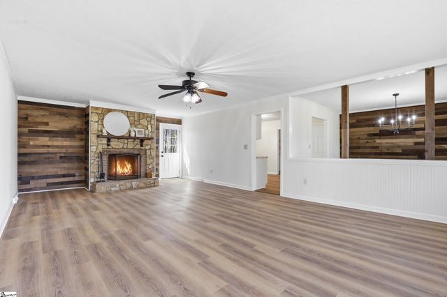 1006 Colleton Court, Easley, SC 29642