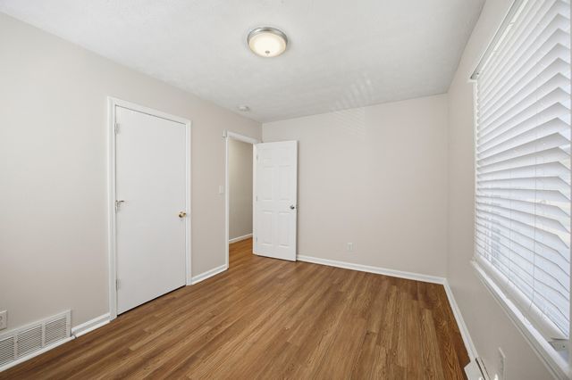 1262 Winburn Drive, Lexington, KY 40511