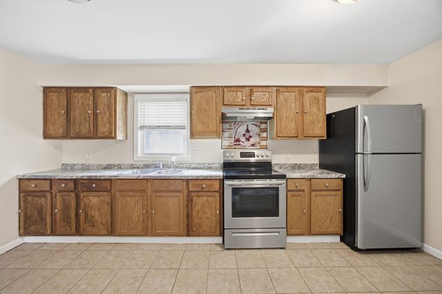 1262 Winburn Drive, Lexington, KY 40511