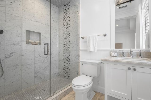 5111 Greenbush Avenue, Sherman Oaks, CA 91423