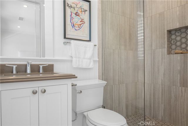 5111 Greenbush Avenue, Sherman Oaks, CA 91423