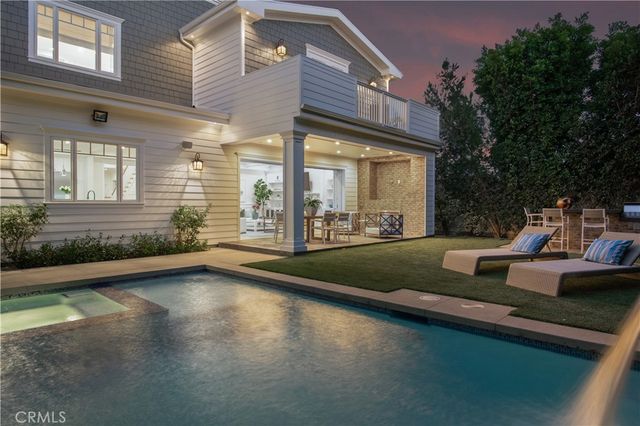 5111 Greenbush Avenue, Sherman Oaks, CA 91423