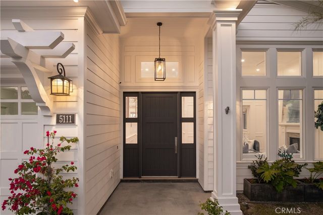 5111 Greenbush Avenue, Sherman Oaks, CA 91423