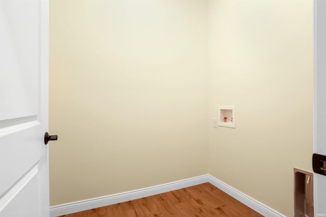 2726 Midora Drive, Evansville, IN 47711