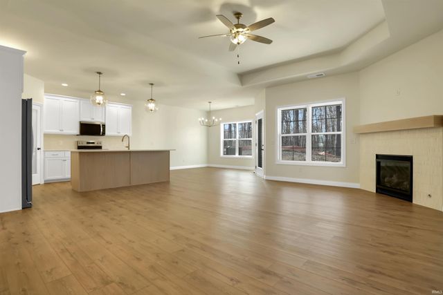 2726 Midora Drive, Evansville, IN 47711