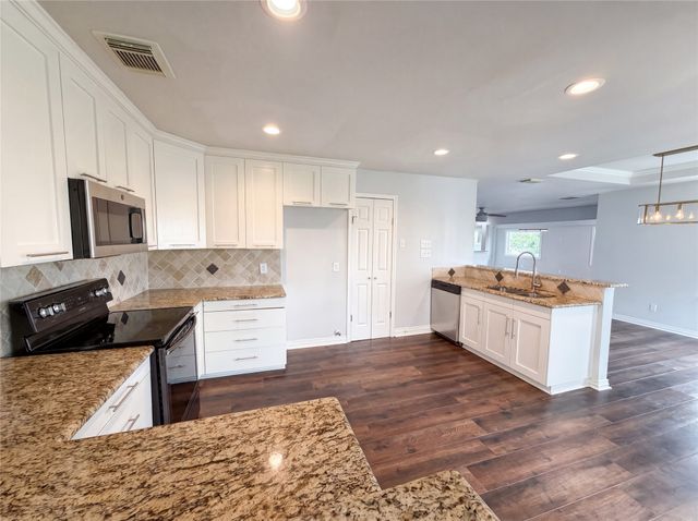 3434 Hightrail Lane, Garland, TX 75043