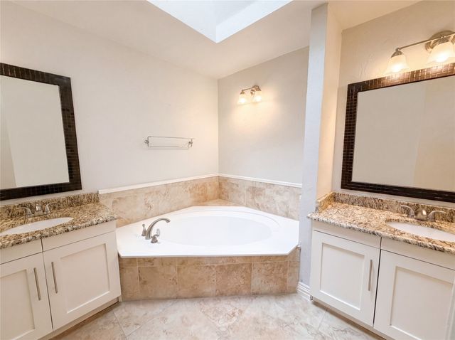 3434 Hightrail Lane, Garland, TX 75043