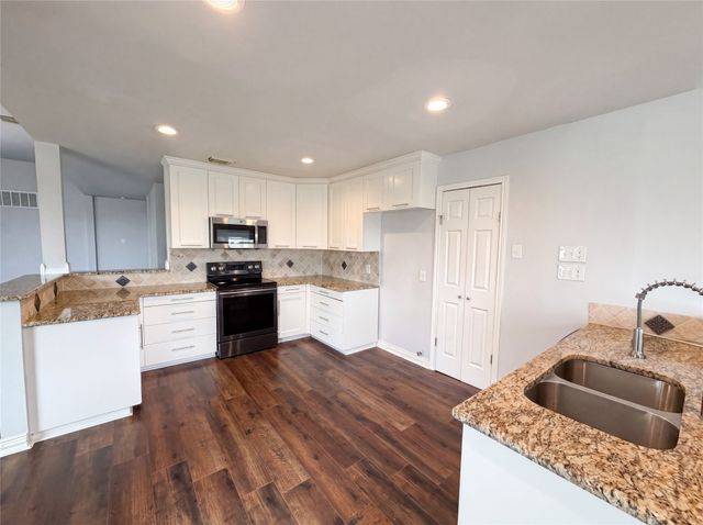 3434 Hightrail Lane, Garland, TX 75043