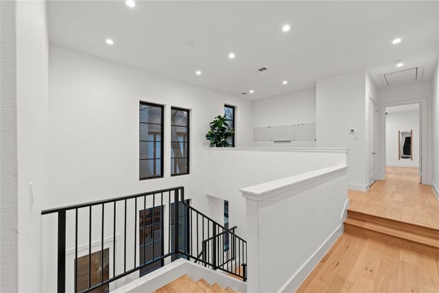1230 Haines Avenue, Dallas, TX 75208