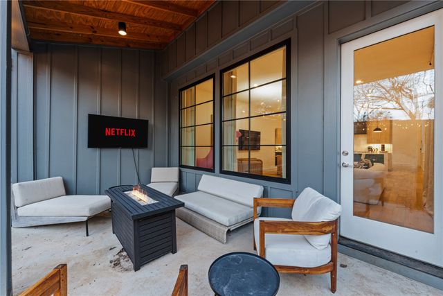 1230 Haines Avenue, Dallas, TX 75208