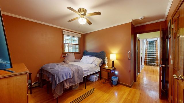 8 Nichols St, North Reading, MA 01864