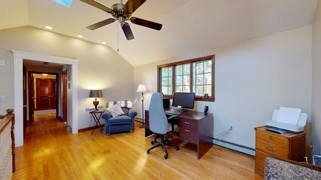 8 Nichols St, North Reading, MA 01864