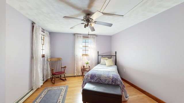 8 Nichols St, North Reading, MA 01864