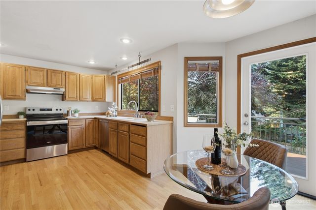 15031 93rd Place NE, Bothell, WA 98011