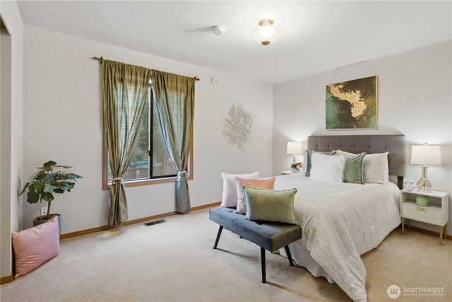 15031 93rd Place NE, Bothell, WA 98011