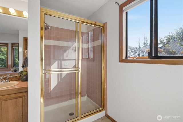 15031 93rd Place NE, Bothell, WA 98011