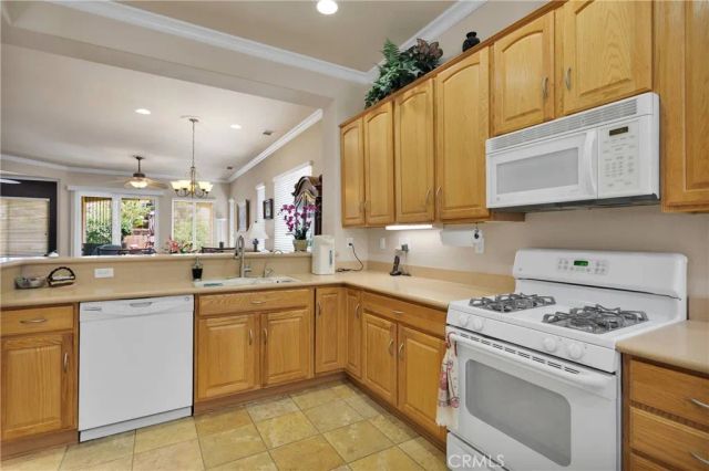 10577 Bridge Haven Road, Apple Valley, CA 92308