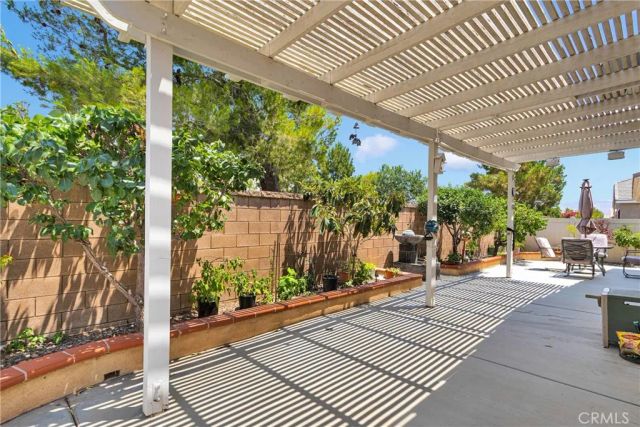 10577 Bridge Haven Road, Apple Valley, CA 92308