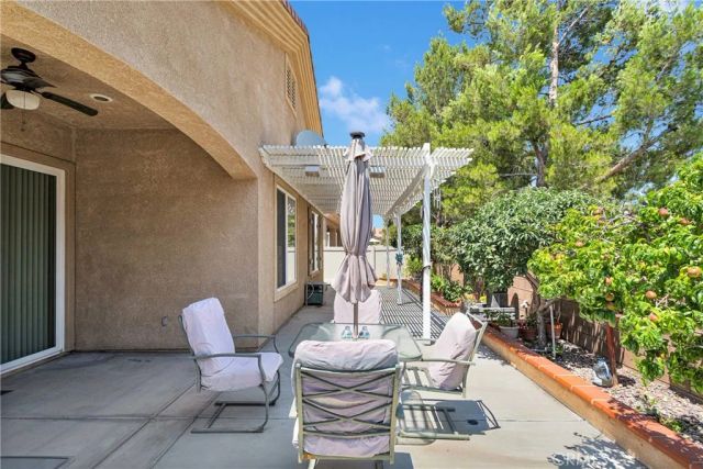 10577 Bridge Haven Road, Apple Valley, CA 92308