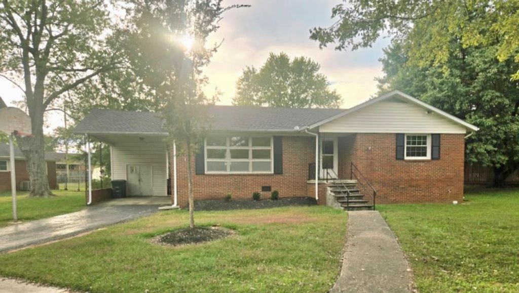 107 Wayside Drive, Hopkinsville, KY 42240