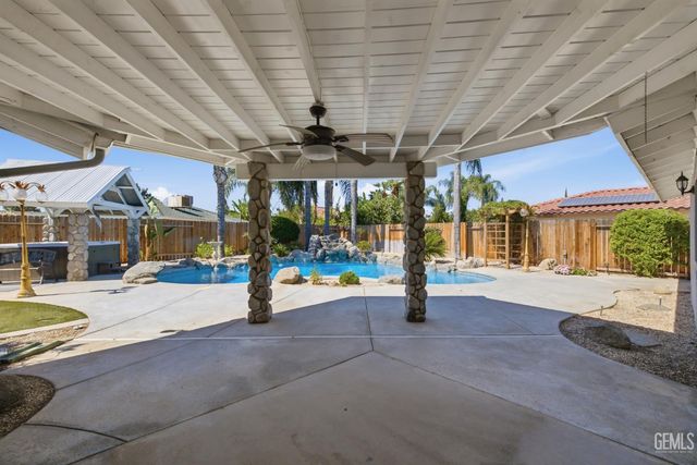 6505 Kearsarge Way, Bakersfield, CA 93309