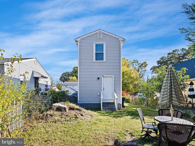 109 FORREST AVE, Wilmington, DE 19805