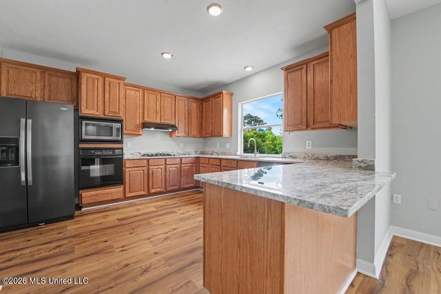 8218 Groveland Road, Ocean Springs, MS 39564