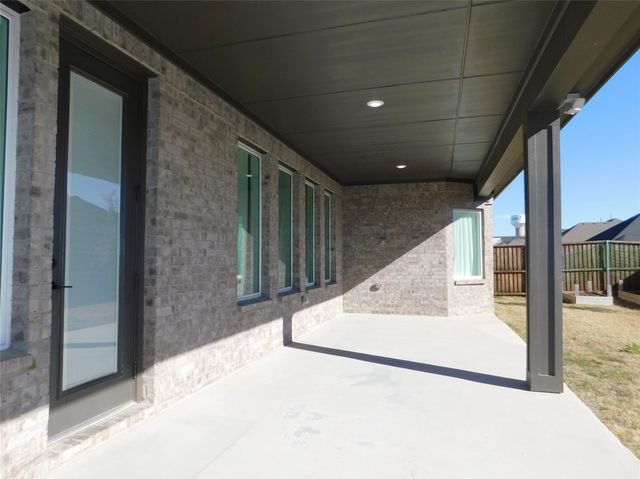 124 Nora Lane, Hickory Creek, TX 75065