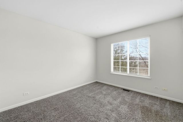 171 Monarch Drive, Streamwood, IL 60107