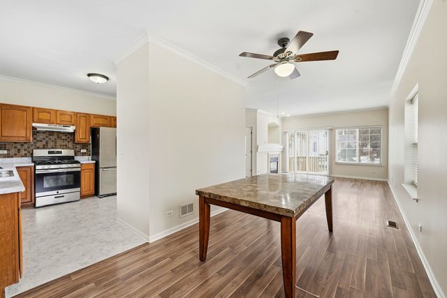 171 Monarch Drive, Streamwood, IL 60107