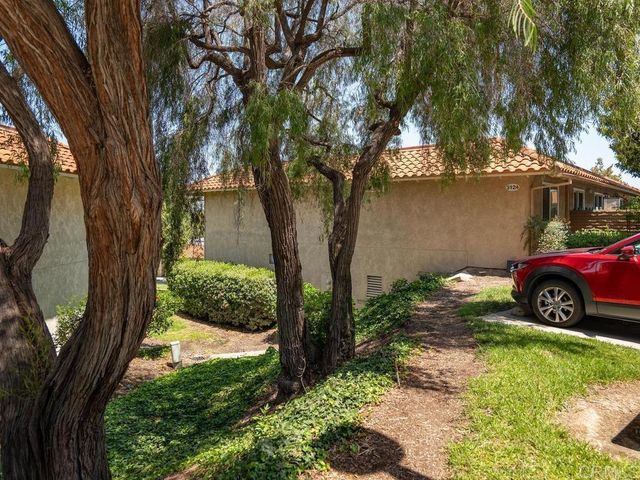 3124 Via Serena N, Laguna Woods, CA 92637